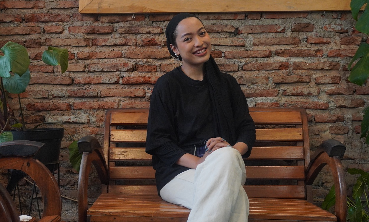Cerita Gelap Mata Jasmine Nur Zakiyyah, Konten Kreator yang Angkat Bahasa Jemberan