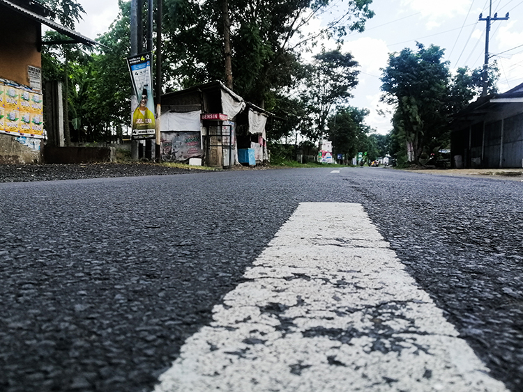 Jalan Sudah Mulus di Arjasa Jember, Kini Tak Ada Lagi yang Tanam Pisang di Jalan