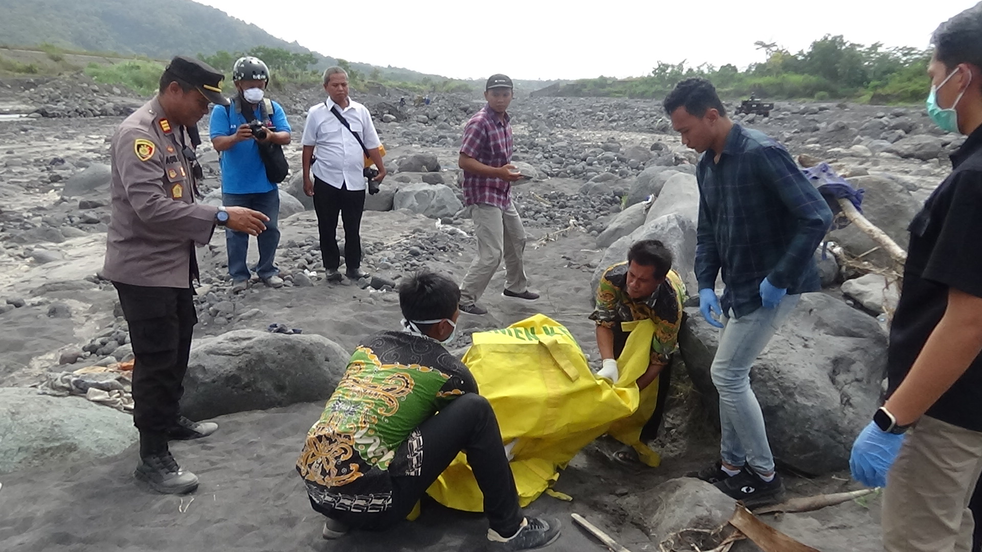Temukan Kerangka Mayat di Sungai Rejali Lumajang, Begini Penemuannya!