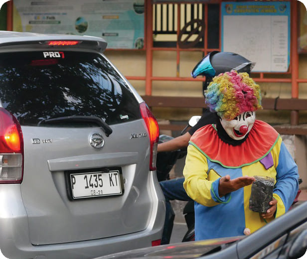 Potret Pengemis dan Pengamen di Jember Selama Ramadan: Berlindung di Balik Kata Kemanusiaan - Undercover